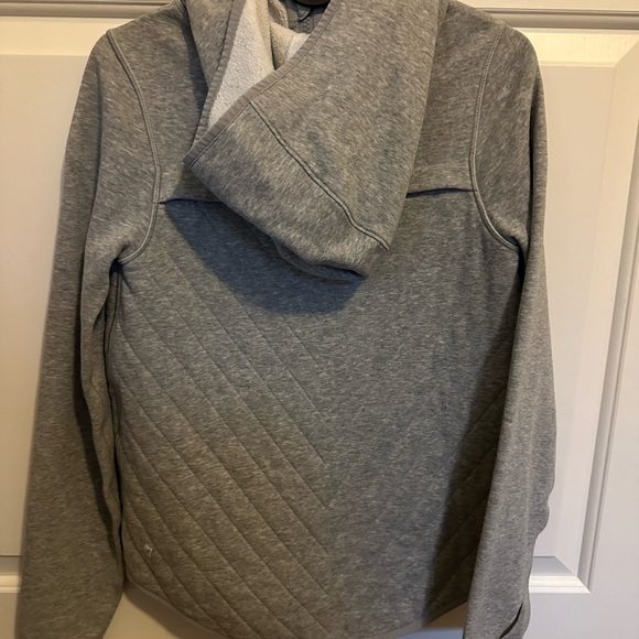IVIVVA sz.12 full zip sweatshirt - Picture 3 of 3